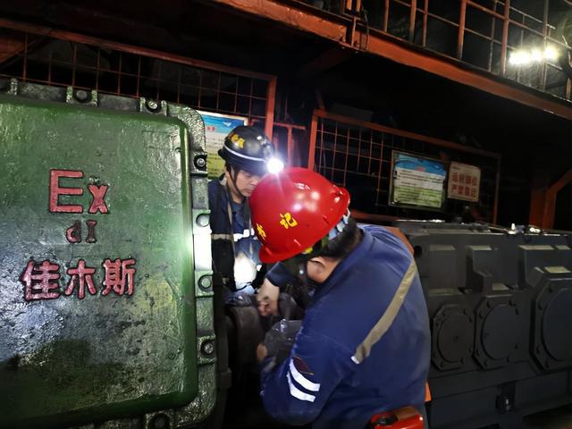 举措确保矿井运输系统“脉络畅通”开元棋牌陕煤蒲白建庄矿业公司：多(图3)