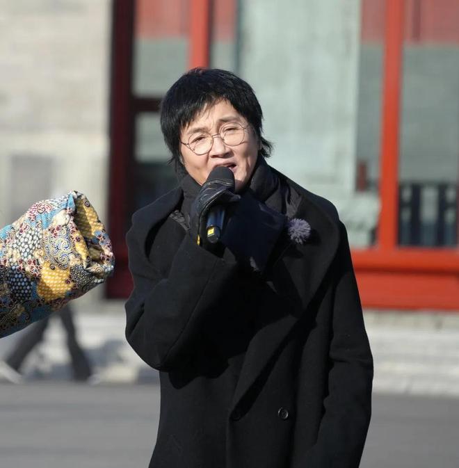 同龄球友同框年轻似小伙为减肥吃素开元棋牌55岁孙楠三亚打高尔夫和(图4)